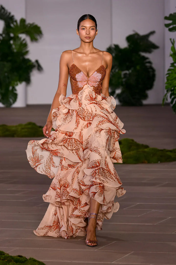 Alessia | Donna Elegante Abito Lungo | Fluttuante