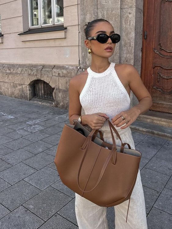 Flavia | Donna Borsa Strutturata con Arricciatura Laterale | Elegante e Funzionale